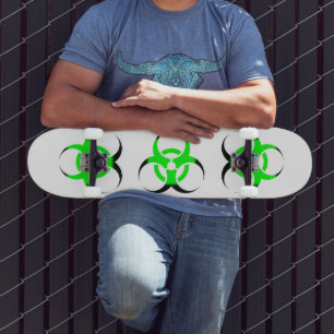 Skateboard Symbole de risque biologique vert et noir