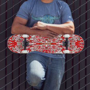 Skateboard Tatouage tribal de cœur rouge de la Saint-Valentin