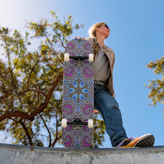 Skateboard Tourbillon Céleste (Extérieur 1)