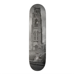 Skateboard Tronçon et rivière Welland, le Lincolnshire de