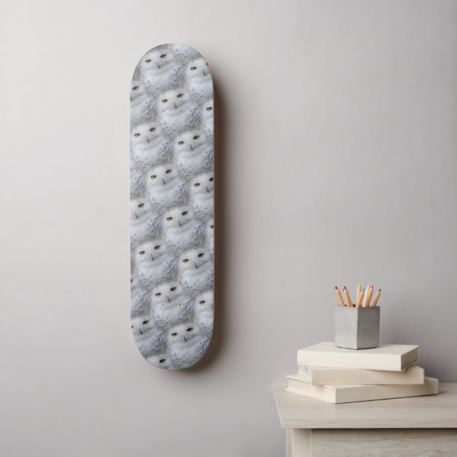 Skateboard Une sagesse de chouettes neigeuses (Art mural)