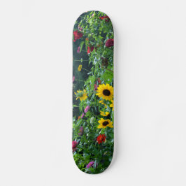 Skateboard Vue jardin, marguerites, cosmos, tournesols, maman