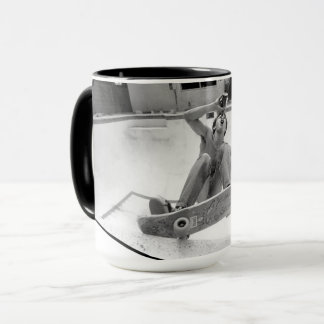 SKATEBOARDERN DER OG/ALTEN SCHULE - TASSE