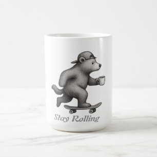 Skateboarding-Bär bleibt rollen mit Kaffeetasse