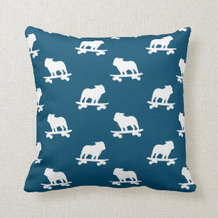 Skateboarding Bulldog-Silhouetten Muster Kissen