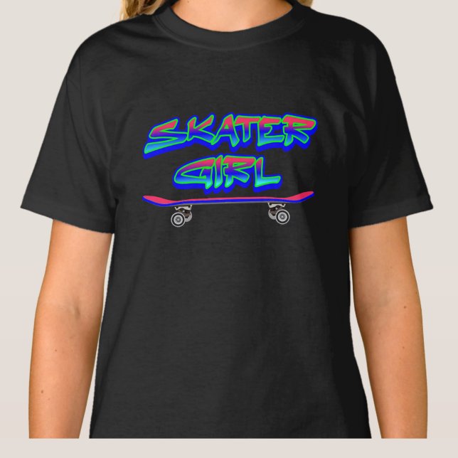 Skater Girl Blue Pink Graffiti Glow Skateboard   T T-Shirt (Von Creator hochgeladen)