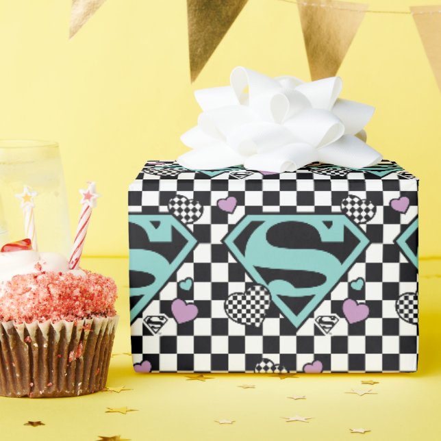 Skater Girl Supergirl Herz S Schild Geschenkpapier (Geburtstagsparty)