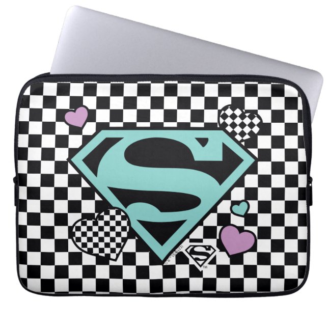 Skater Girl Supergirl Herz S Schild Laptopschutzhülle (Vorderseite)