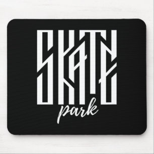 Skater mit Spaß beim Pro Skateboarding Leben Gesch Mousepad