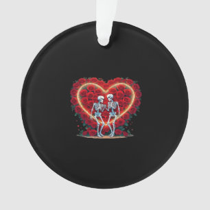 Skeleton Couple Tenant Les Mains Dans Un Coeur De