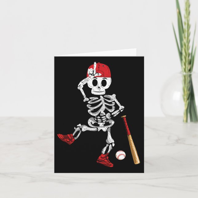 Skeleton Halloween Funny Skelett Baseball spielen Karte (Vorderseite)