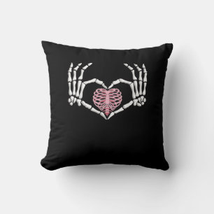 Skeleton Hand Heart Funny Halloween Frauen Männer Kissen