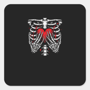 Skeleton Hands halten Herz Halloween Kostümspass Quadratischer Aufkleber