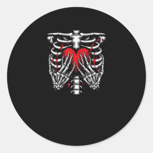 Skeleton Hands halten Herz Halloween Kostümspass Runder Aufkleber