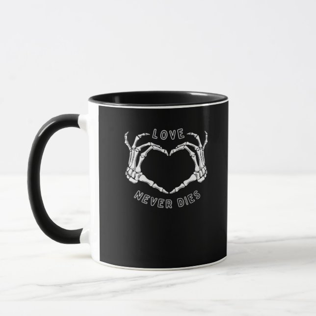 Skeleton Heart Hands Funny & Classic Tasse (Links)