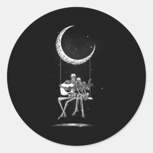 Skeleton Moon und T-Shirts - Rock and Roll Concept Runder Aufkleber
