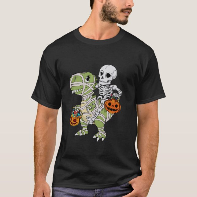 Skeleton Riding Mummy Dinosaur T Rex Halloween Spa T-Shirt (Vorderseite)