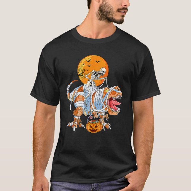 Skeleton Riding Mummy Dinosaur T Rex Halloween Spa T-Shirt (Vorderseite)