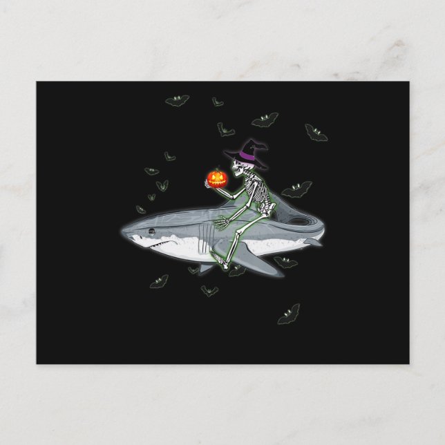 Skeleton Riding Shark - Funny Halloween Shark Gesc Ankündigungspostkarte (Vorderseite)