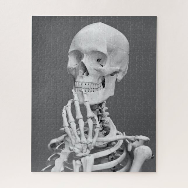 Skeleton Skull Halloween Schwarz und Weiß Grau (Vertikal)