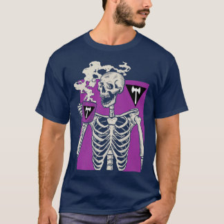 Skelett Drink Kaffee LGBTQ Retro Lesben Pride T-Shirt