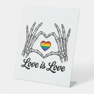 Skelett Hände Regenbogen Herz Liebe ist Liebe Shir Sockelschild