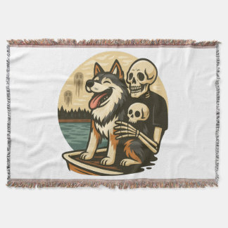 Skelett mit Hund auf einem gespenstischen See Horr Decke