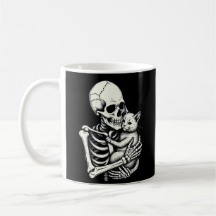 Skelett umarmende Katze Lustige Halloween-Katzenli Kaffeetasse