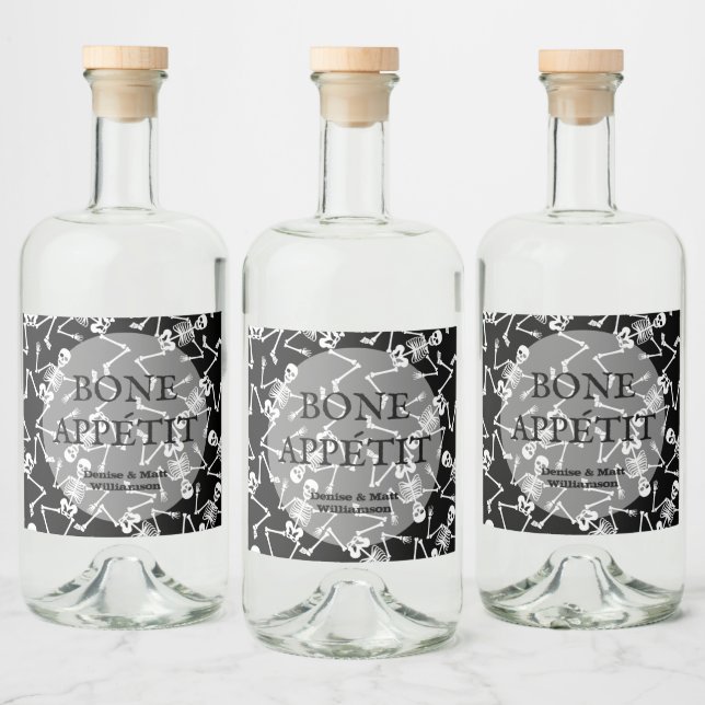 Skelette auf schwarz alkoholflaschenetikett (Flaschen)