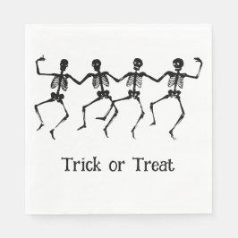 Skelette, die zu Halloween tanzt oder behandelt Serviette