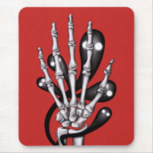 Skeletthand mit Geistern Mousepad