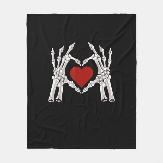 Skeletthandschuhe formen ein Herz mit rotem Herzen Fleecedecke (Vorderseite)