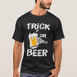 Skeletthandtrick oder Bier T-Shirt