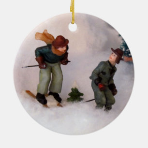 Skier-Ornament (Weihnachtsdorf - 0861) Keramik Ornament