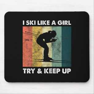 Skier Ski Retro Sportlerin Snow Sport Mousepad