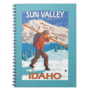 Skier-tragende Schnee-Ski-Vintage Reise 2 Notizblock