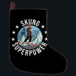 Skifahren ist meine Supermacht Großer Weihnachtsstrumpf<br><div class="desc">Funny Winter Ski Sport Illustration,  zeigt Berggrafik und eine Frau auf Ski,  und das Sprichwort: Ski ist meine Supermacht und kleine Sterne. Dies ist das ideale Geschenk für alle,  die Ski fahren,  Berge und Wintersport Lieben.</div>