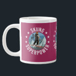 Skifahren ist meine Supermacht Jumbo-Tasse<br><div class="desc">Funny Winter Ski Sport Illustration,  zeigt Berggrafik und eine Frau auf Ski,  und das Sprichwort: Ski ist meine Supermacht und kleine Sterne. Dies ist das ideale Geschenk für alle,  die Ski fahren,  Berge und Wintersport Lieben.</div>
