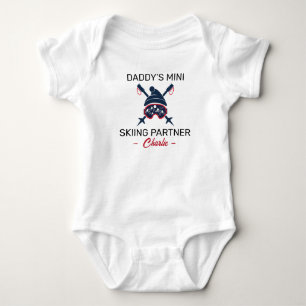 Skifahrer-Baby-Party – Dadas kleiner Skifahrer-Par Baby Strampler