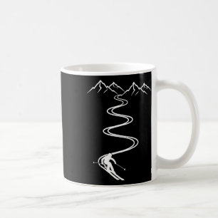 Skifahrer in tiefem Schnee Apres Ski Pulverschnee  Kaffeetasse