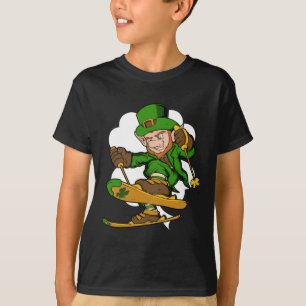 Skifahrer Leprechaun St. Patrick's Day Skifahren  T-Shirt