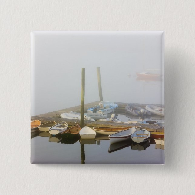 Skiffs und Morgennebel im Südwesthafen, Button (Vorderseite)