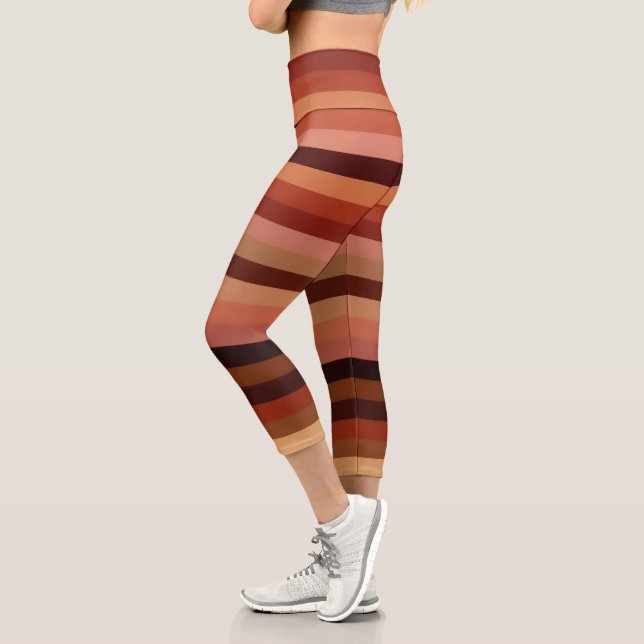 Skin Tone Regenbogenstreifen Capri Leggings (Links)