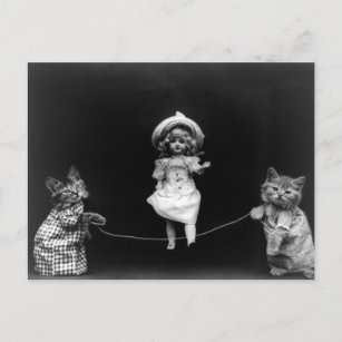 Skipping Doll & Kittens Postkarte