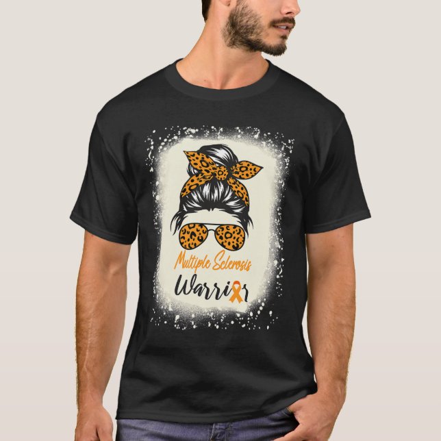 Sklerosis Awareness Frau Warrior Messy Bun Leopard T-Shirt (Vorderseite)