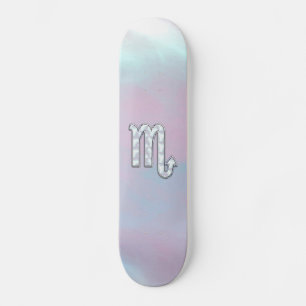 Skorpions-Tierkreis-Symbol im Perlmuttdekor Skateboard