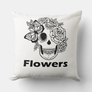 Skull and Flowers black and white Kissen