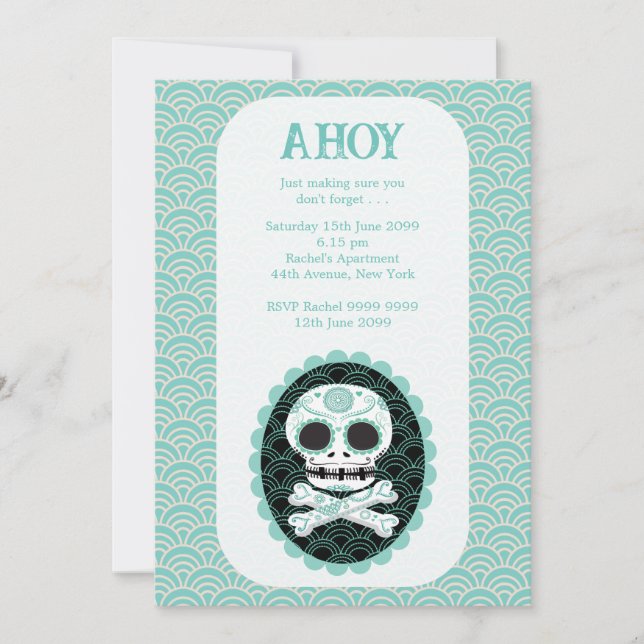 Skull in Crossbones Aquamariner Designer Einladung (Vorderseite)