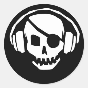 Skull mit Augenpflaster und Kopfhöreraufkleber Runder Aufkleber