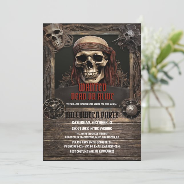 Skull Pirate Wood Einladung (Stehend Vorderseite)